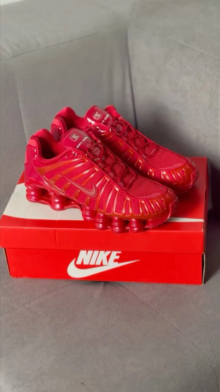Tênis Nike Shox TL Gym Red conforto e estilo esportivo