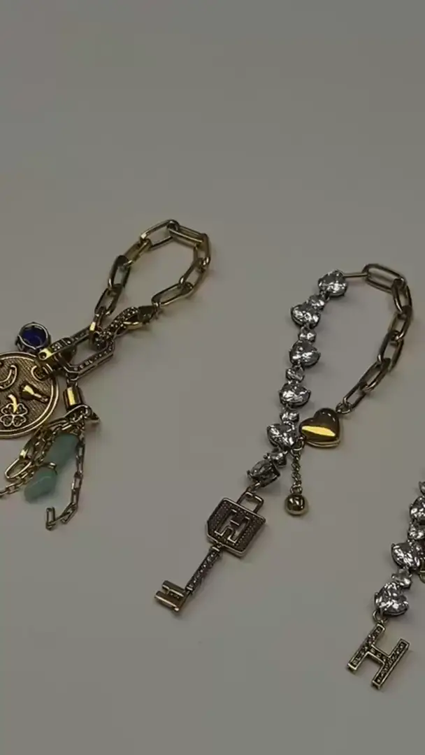 Chaveiro de Bolsa Bag Charm Chave Ouro Vintage | Hector Albertazzi